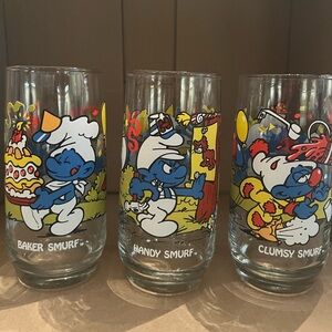 💙💙 Vintage Smurf glasses 💙💙
